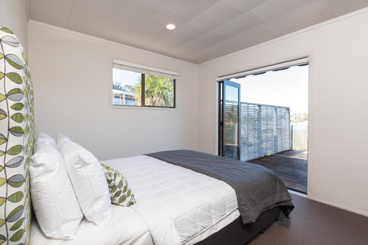 The Tide Watcher - Okiato Holiday Home Opua Exterior photo